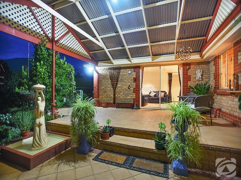 18 Chapman Avenue, Mclaren Vale SA 5171