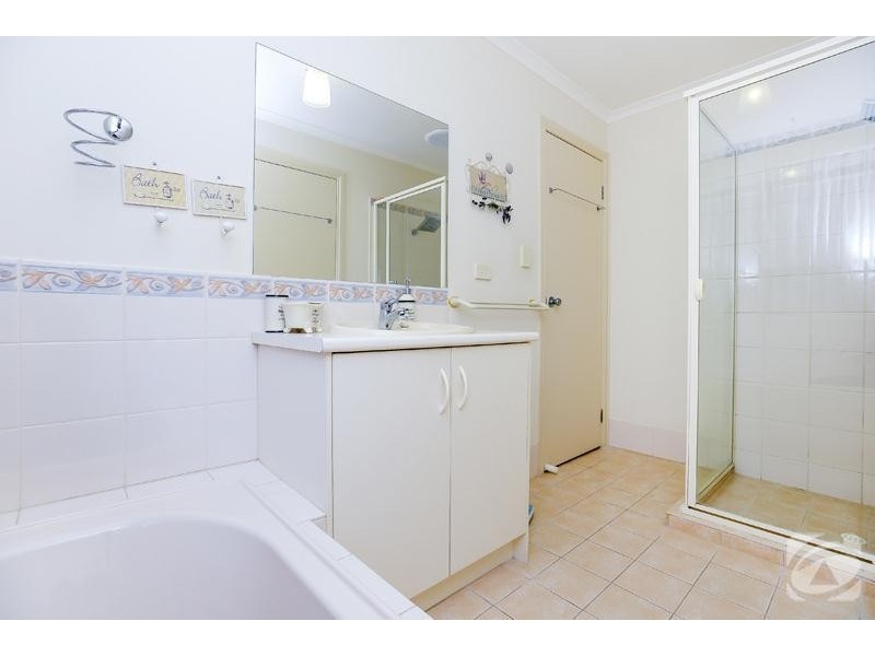 4 Monarch Court, Willunga SA 5172