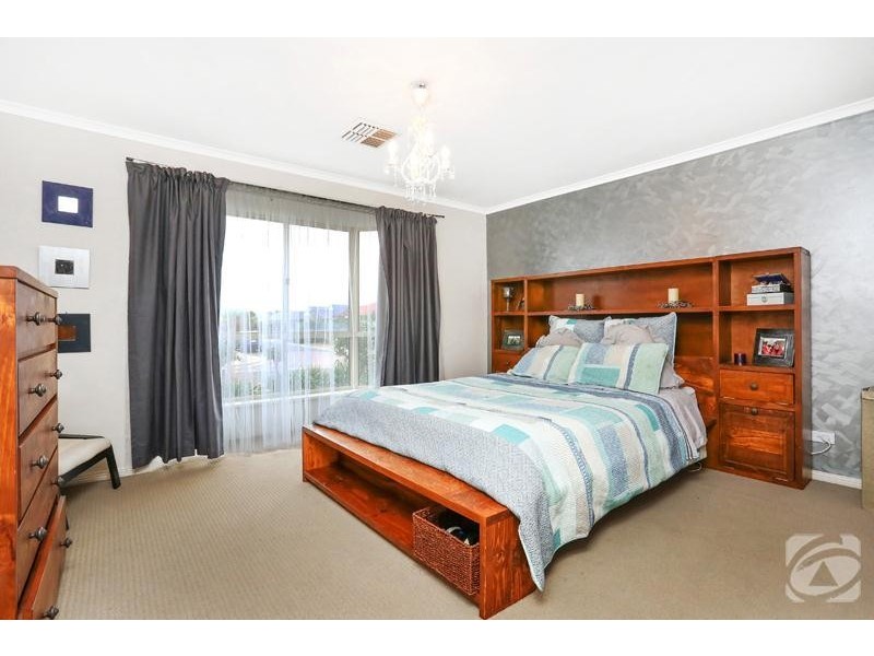 8 Aquamarine Avenue, Aldinga Beach SA 5173