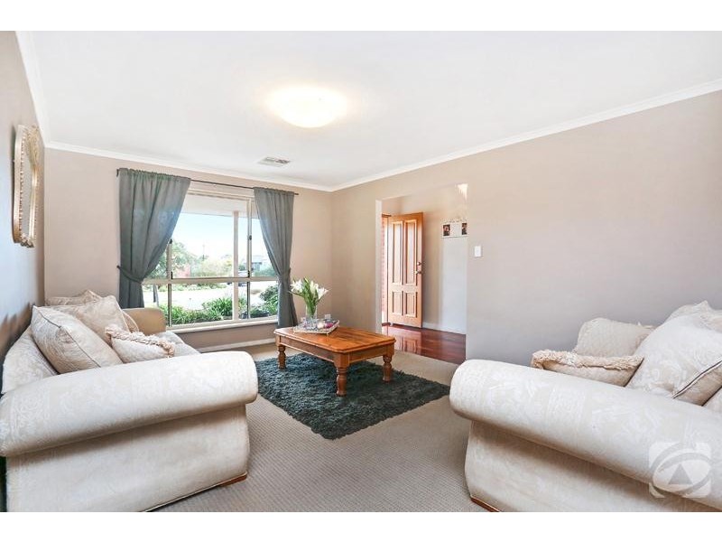 8 Aquamarine Avenue, Aldinga Beach SA 5173