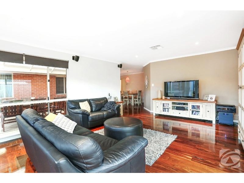 8 Aquamarine Avenue, Aldinga Beach SA 5173