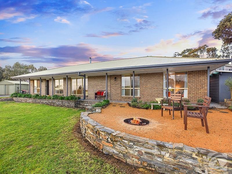 12 Matthews Lane, Willunga South SA 5172