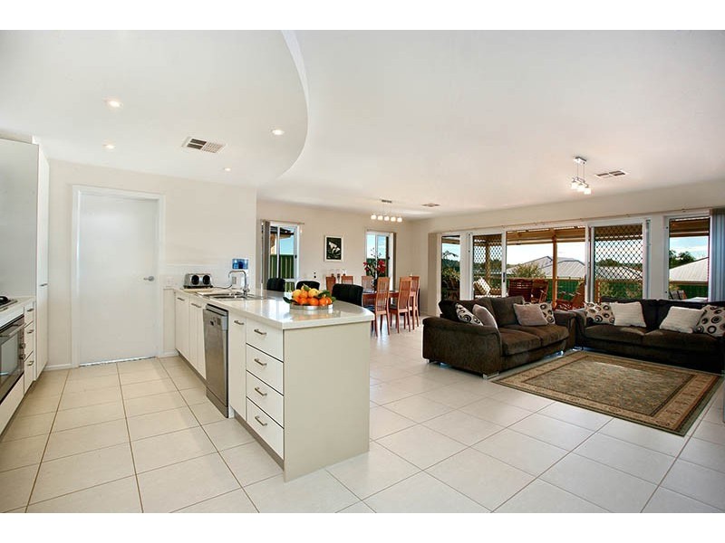 27 Conte Drive, Mclaren Flat SA 5171