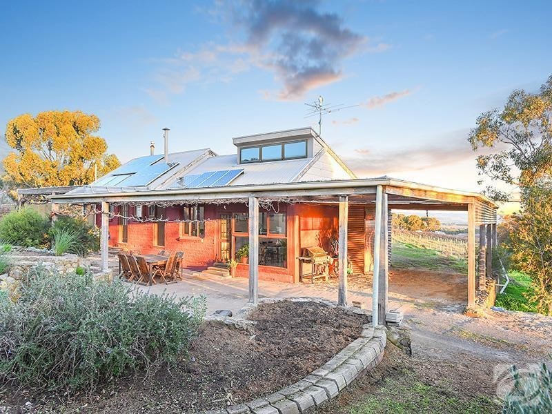 393 Blewitt Springs Road, Blewitt Springs SA 5171