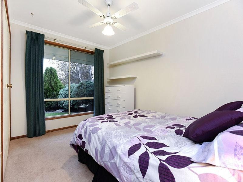 21 Evelyn Sturt Drive, Willunga SA 5172