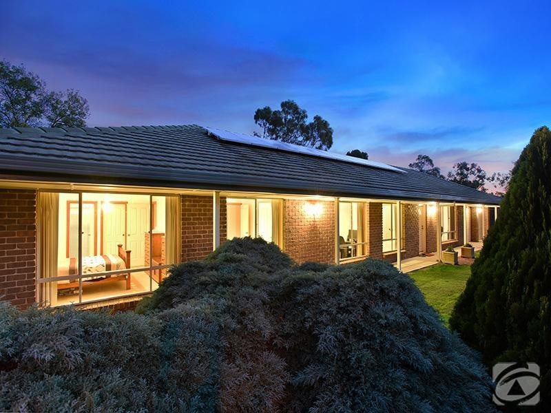 21 Evelyn Sturt Drive, Willunga SA 5172