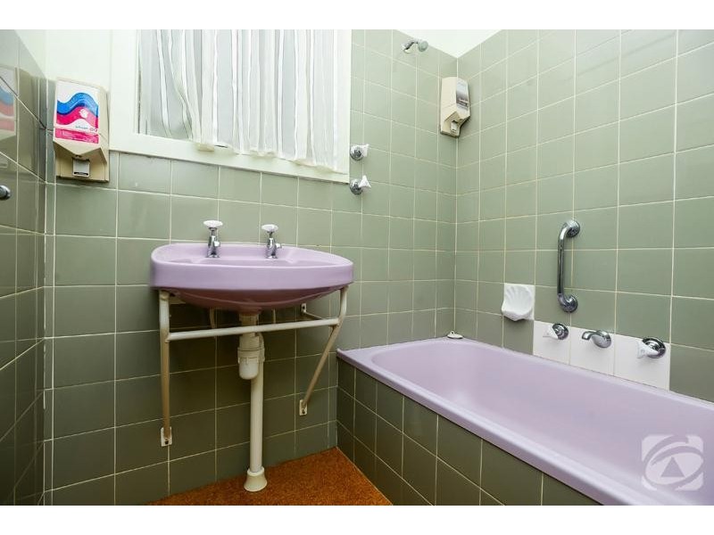 131 Elizabeth Road, Morphett Vale SA 5162