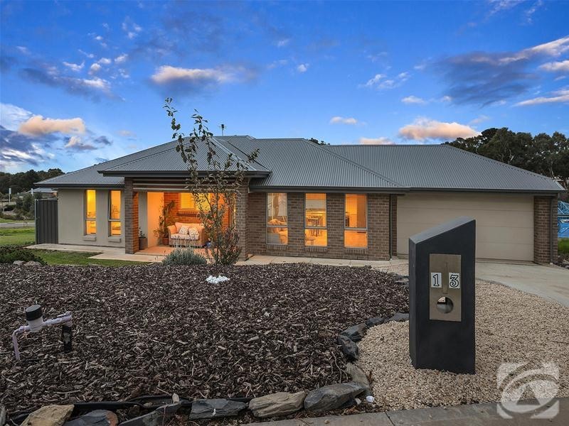13 Macquarie Parade, Meadows SA 5201