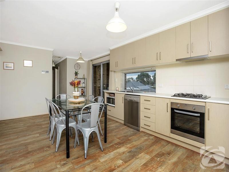 13 Macquarie Parade, Meadows SA 5201