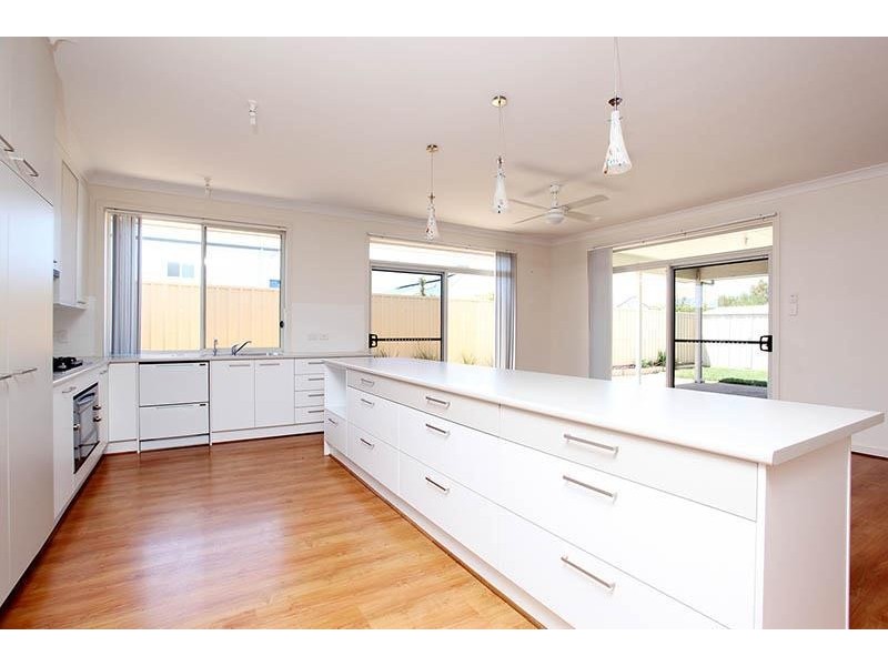 3 Seagull Street, Aldinga Beach SA 5173