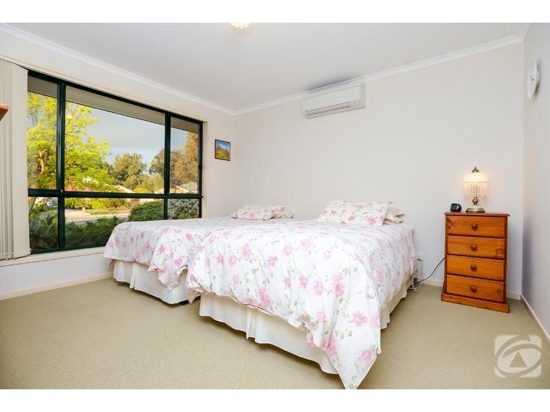 17 Aubrey Drive, Willunga SA 5172