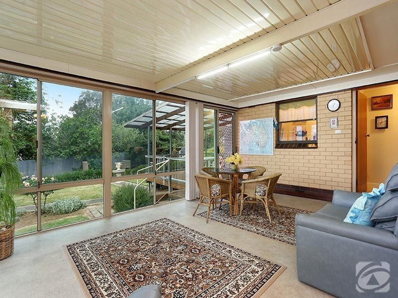 4 Bishop Street, Willunga SA 5172