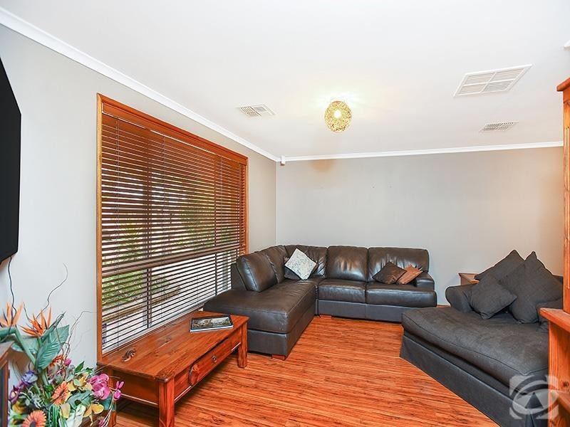 5 Raleigh Lane, Seaford Rise SA 5169