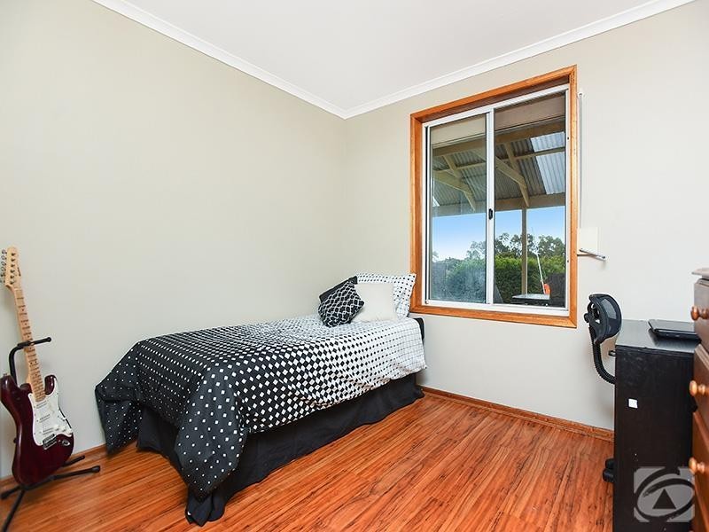 5 Raleigh Lane, Seaford Rise SA 5169
