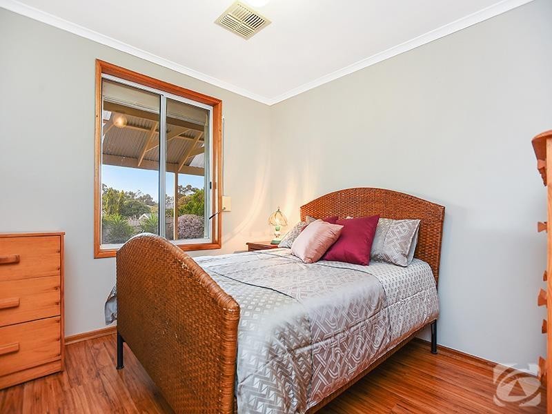 5 Raleigh Lane, Seaford Rise SA 5169