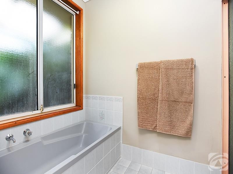 5 Raleigh Lane, Seaford Rise SA 5169