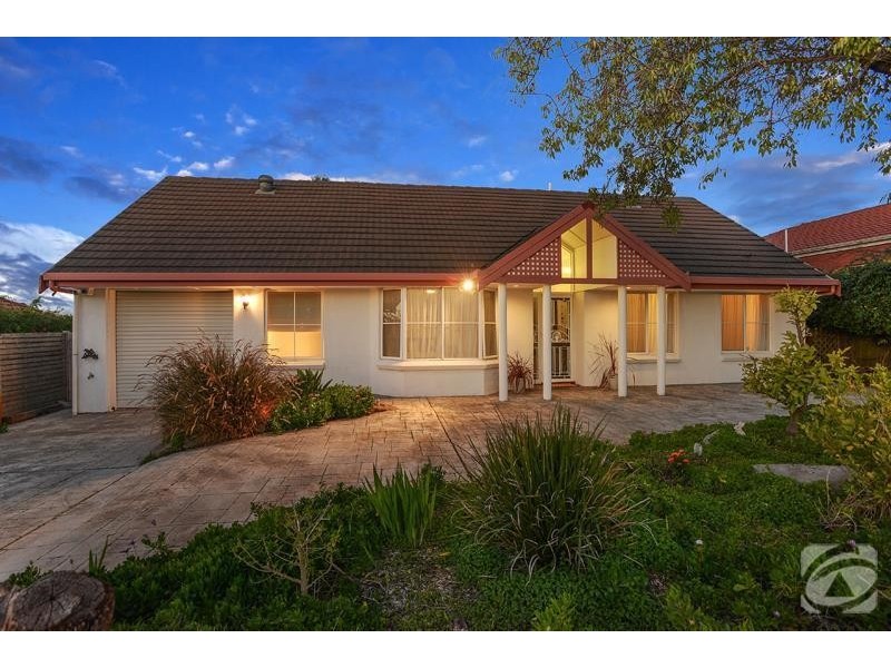 16 Chapman Avenue, Mclaren Vale SA 5171