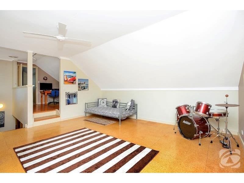 16 Chapman Avenue, Mclaren Vale SA 5171