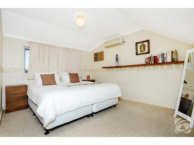 16 Chapman Avenue, Mclaren Vale SA 5171