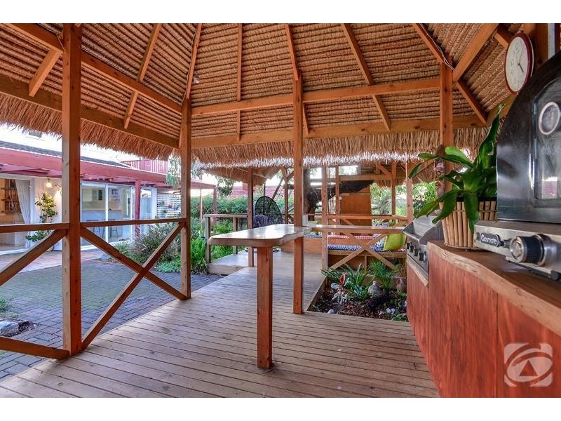 16 Chapman Avenue, Mclaren Vale SA 5171