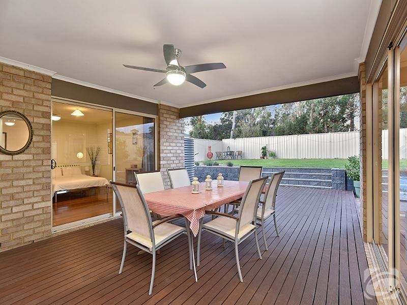 15 Gilligan Grove, Mclaren Flat SA 5171