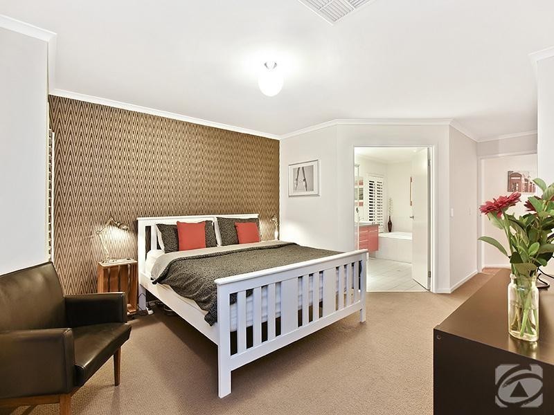 15 Gilligan Grove, Mclaren Flat SA 5171