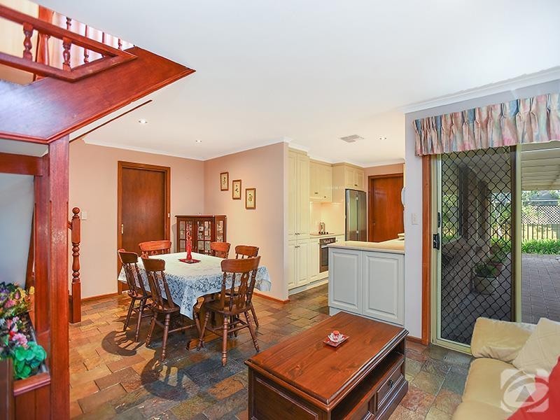 33 Waverley Drive, Willunga SA 5172