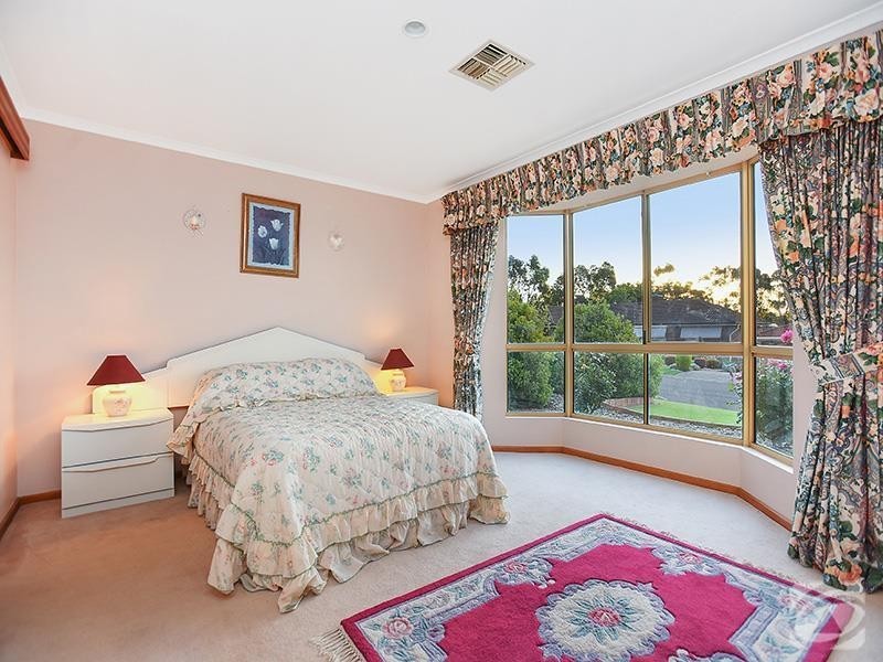 33 Waverley Drive, Willunga SA 5172