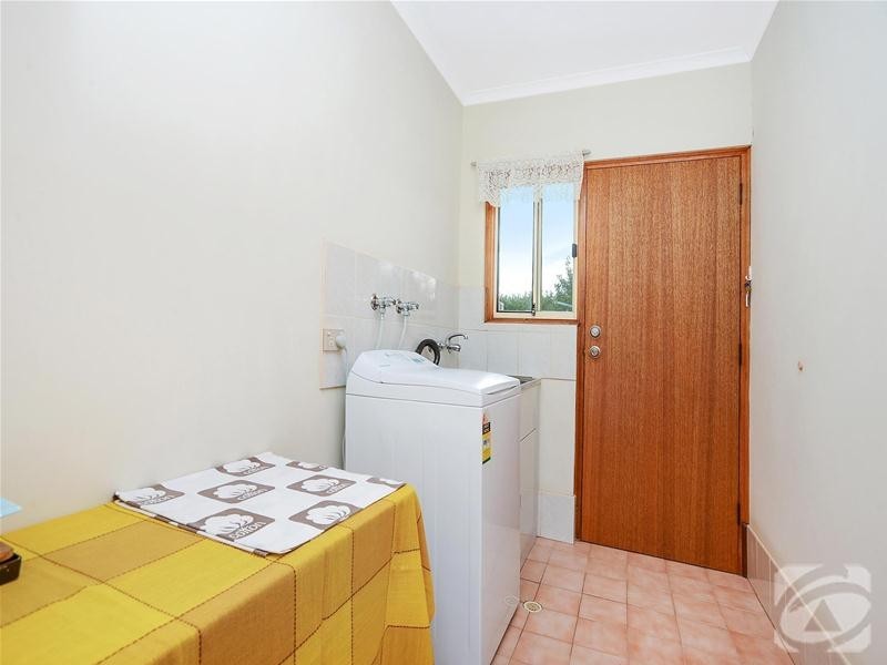 6 Richards Road, Willunga SA 5172