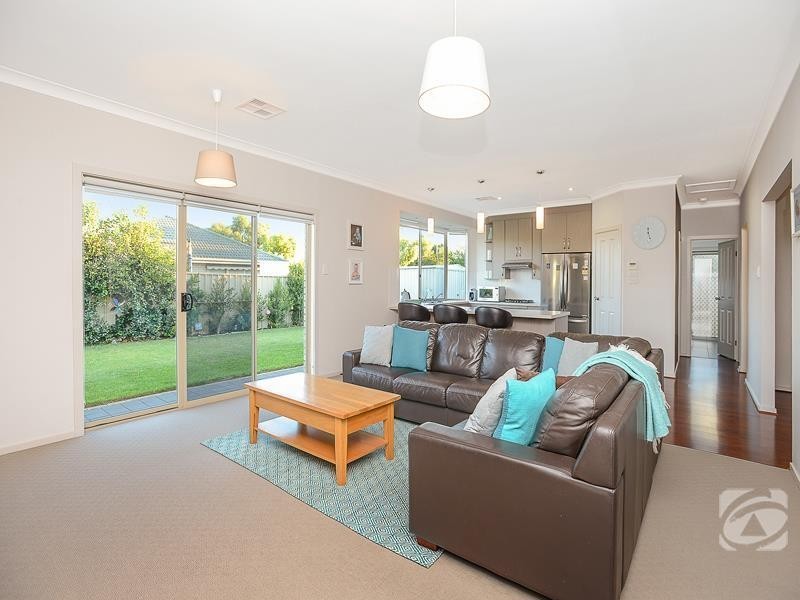 27 Buoy Crescent, Seaford Meadows SA 5169