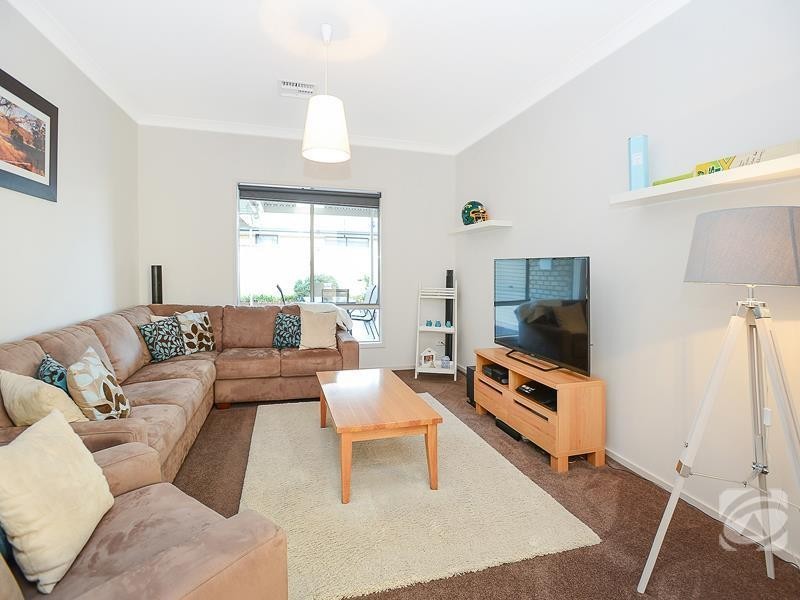 27 Buoy Crescent, Seaford Meadows SA 5169