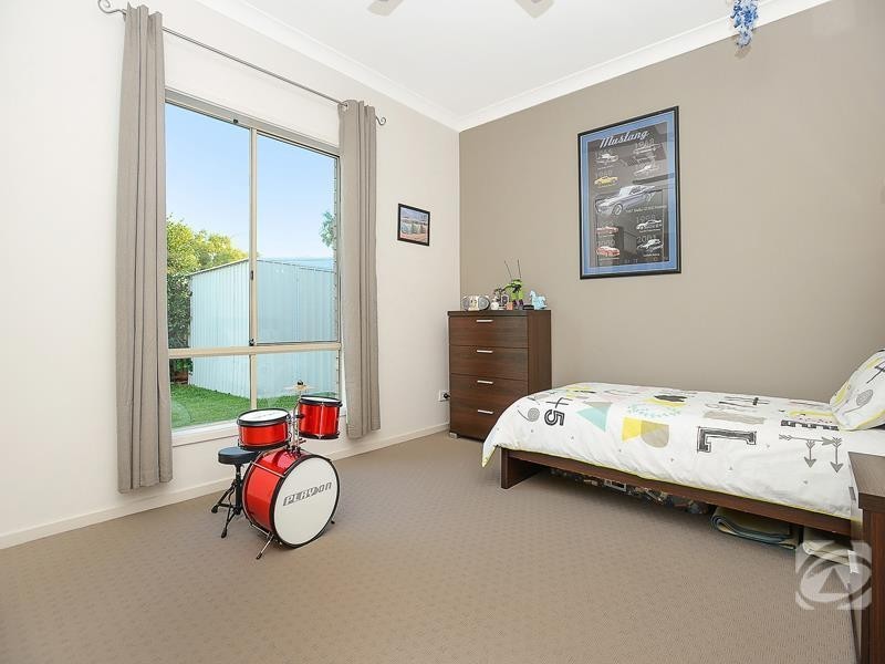 27 Buoy Crescent, Seaford Meadows SA 5169