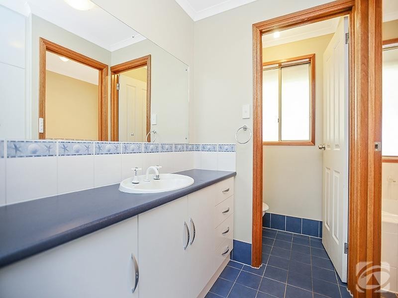 34 Waye Street, Mount Compass SA 5210