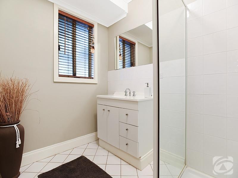 11 Richards Road, Willunga SA 5172