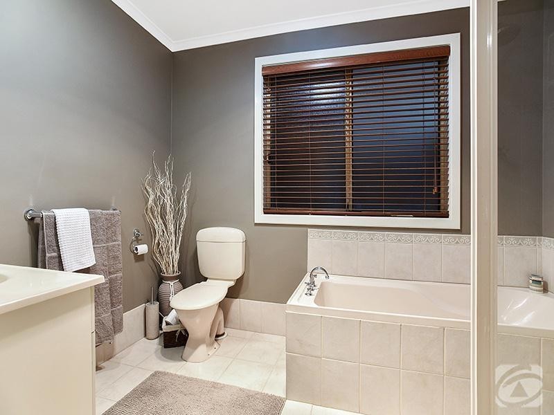 11 Richards Road, Willunga SA 5172