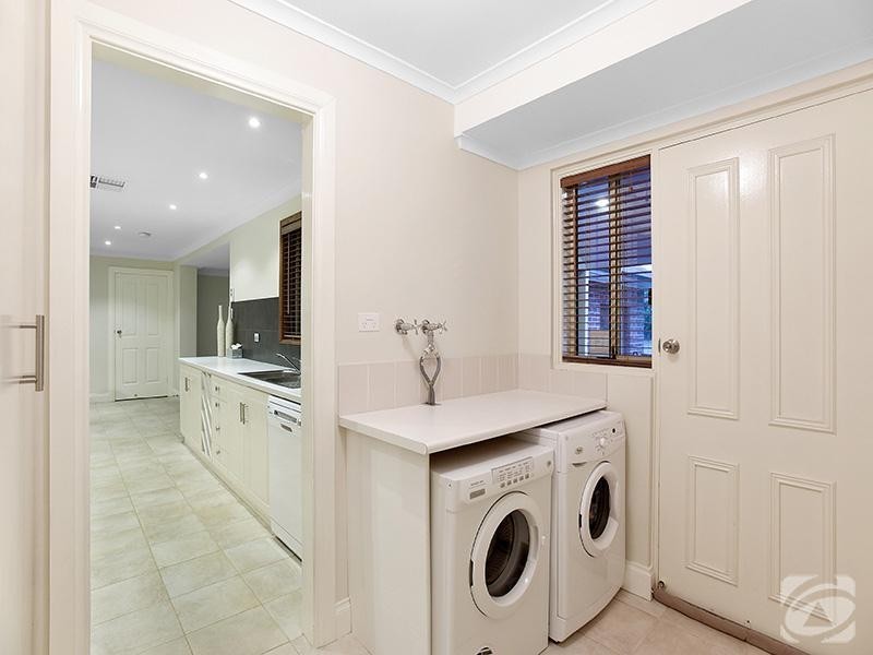 11 Richards Road, Willunga SA 5172