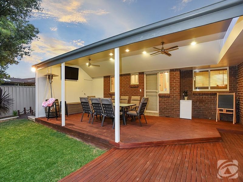 11 Richards Road, Willunga SA 5172