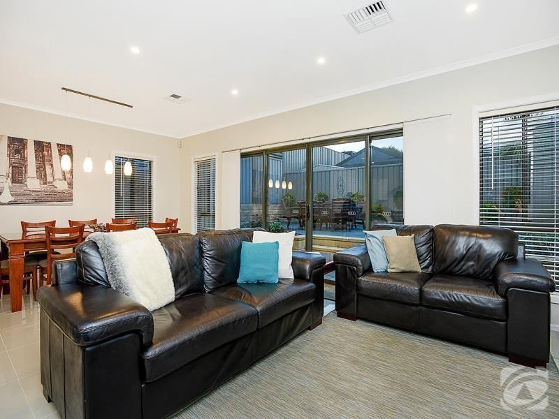 52 Serafino Drive, Noarlunga Downs SA 5168