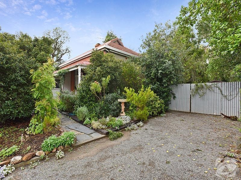 13 Moore Street, Willunga SA 5172