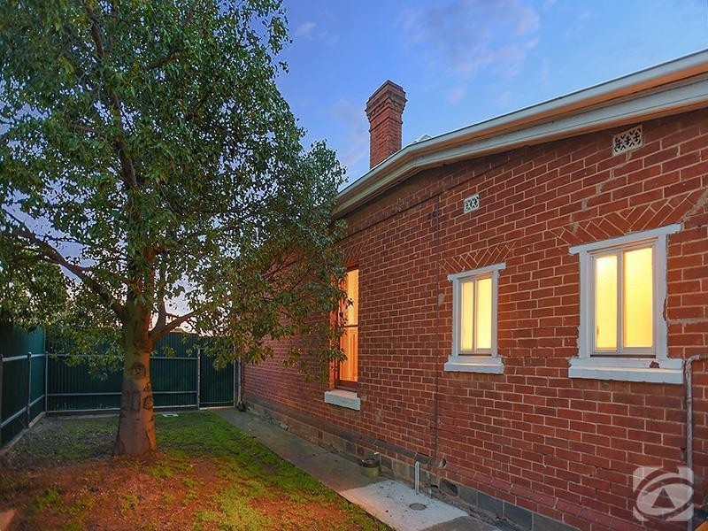 89 William Street, Beverley SA 5009