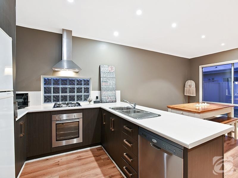 25 Pinkgum Avenue, Aldinga Beach SA 5173