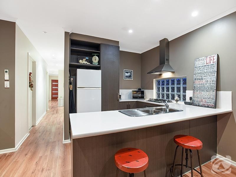 25 Pinkgum Avenue, Aldinga Beach SA 5173