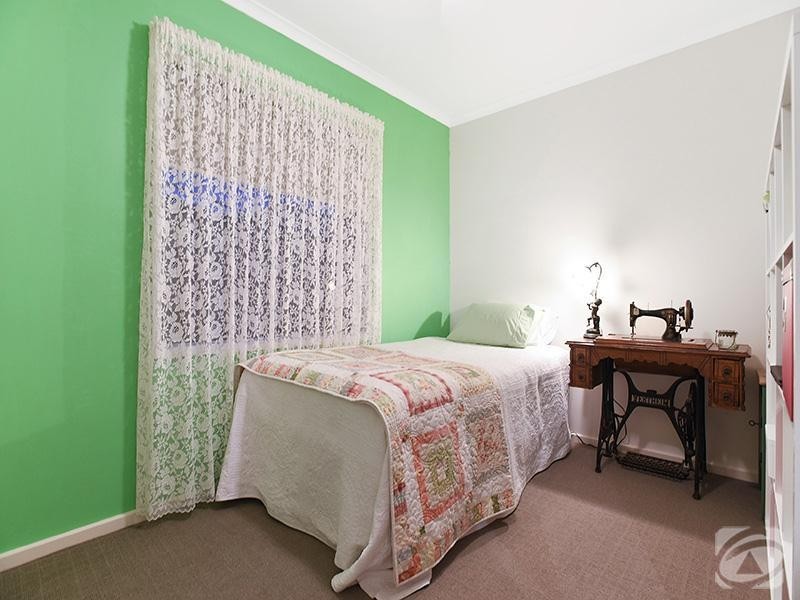 25 Pinkgum Avenue, Aldinga Beach SA 5173