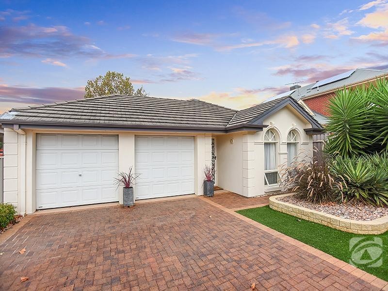 15 Grand Boulevard, Seaford Rise SA 5169