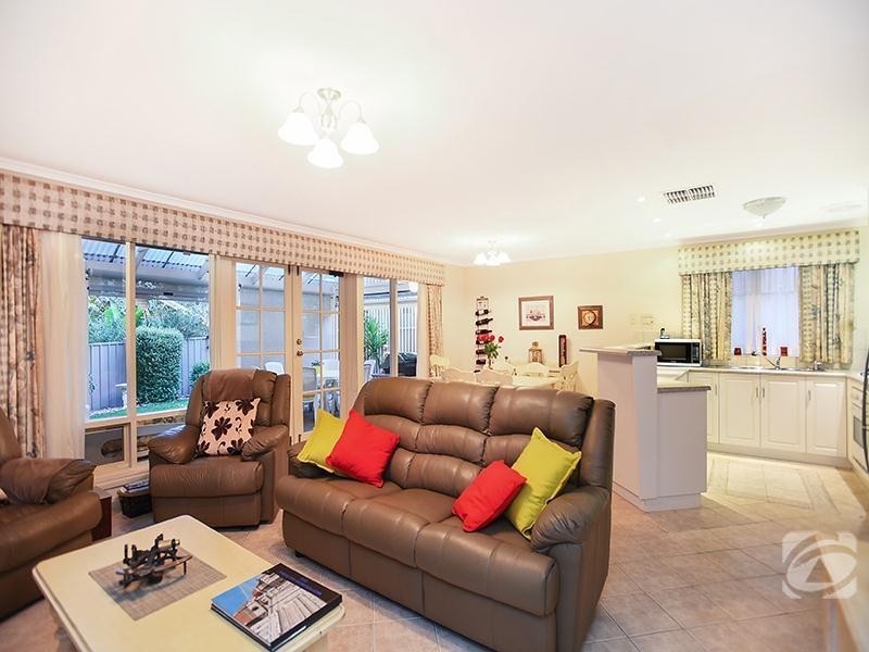 15 Grand Boulevard, Seaford Rise SA 5169