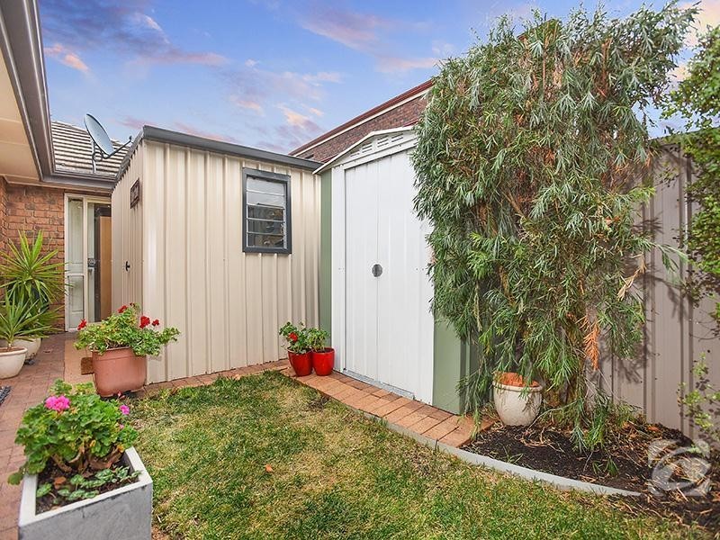 15 Grand Boulevard, Seaford Rise SA 5169