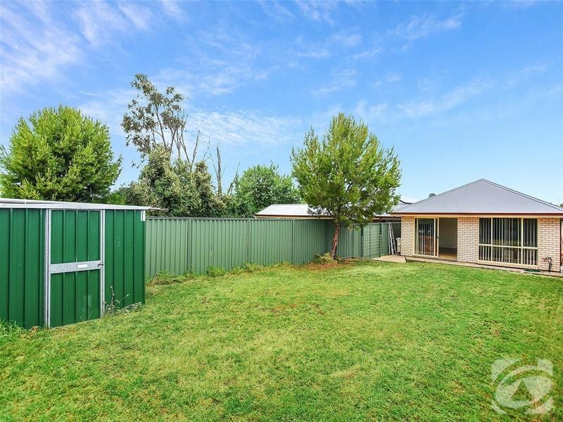 37 Whinnerah Avenue, Aldinga Beach SA 5173