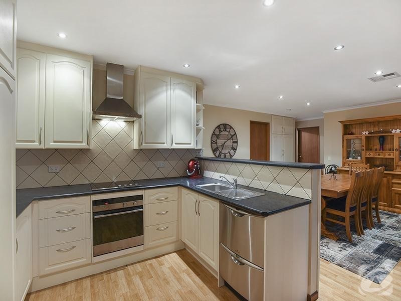 85 Aldinga Road, Willunga SA 5172