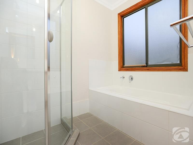 8 Bushing Court, Mclaren Vale SA 5171