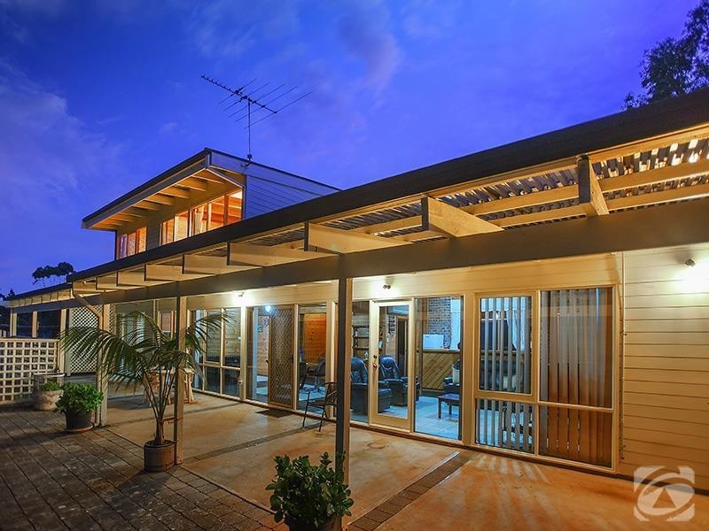 10 Ian Street, Mount Compass SA 5210